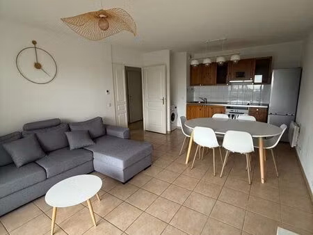 appartement 2 pièces 42 m2 gex