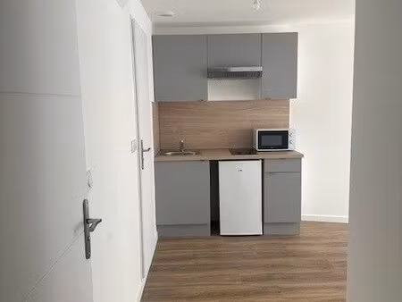studio 1 pièce 23 m²