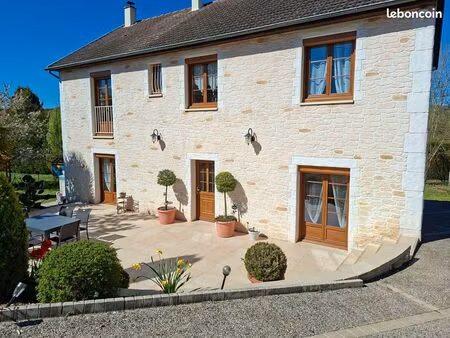 maison 180 m² 5 chambres