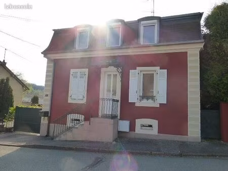 danjoutin belle maison cosy avec 3 chambres  un grand jardin et un garage