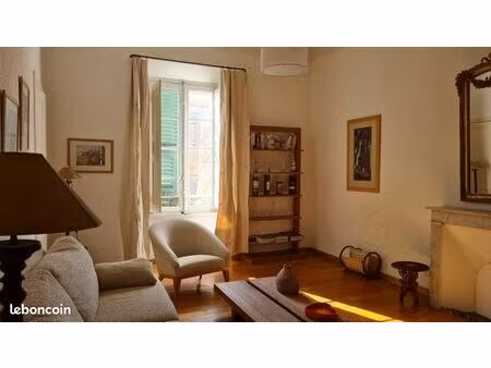 appartement 2 pièces 64 m²