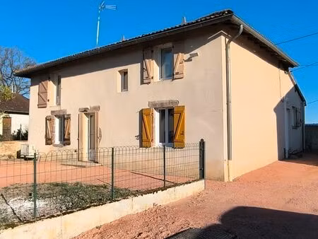 maison à louer entièrement rénovée