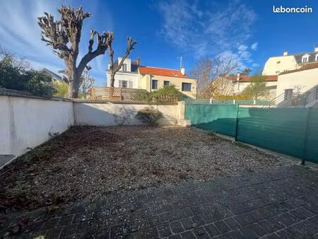 2 pièces meublé avec jardin