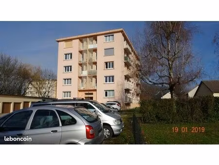 appartement f4 à montmorot  68 m2  615 charges comprises