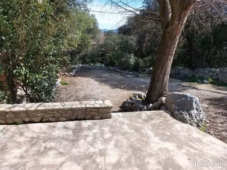 maison à louer sur la commune de brissac