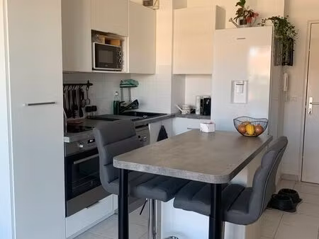 t2 a louer + 1 place parking résidence sécurisée