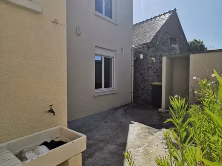 maison de village à pommerit-le-vicomte (22200)