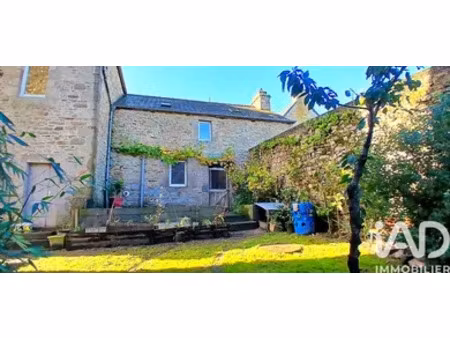 maison de village à plésidy (22720)