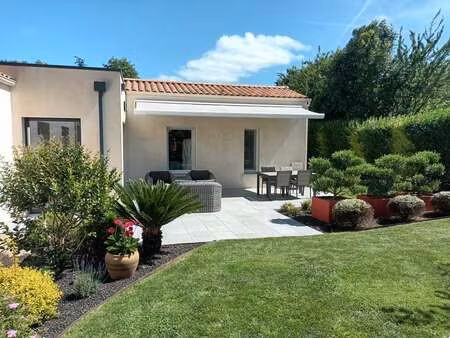 vente maison à montournais (85700) : à vendre / 153m² montournais