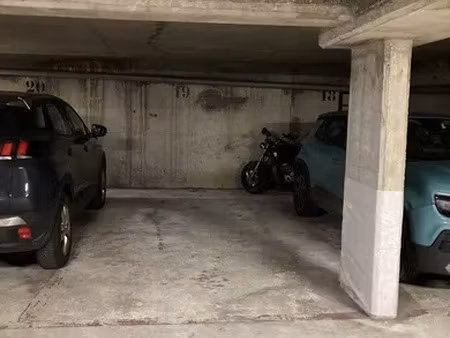 parking à garches (92380)