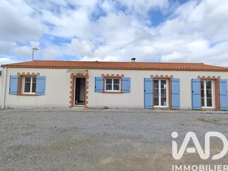 maison de village à chauvé (44320)