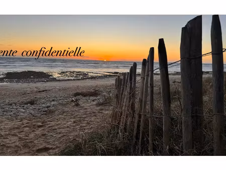 maison loix m² t-6 à vendre  2 130 000 €