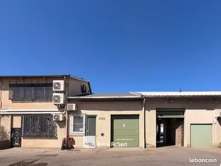 local industriel 140 m²
