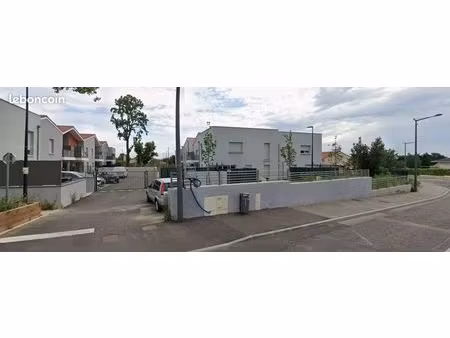 place de parking en sous sol