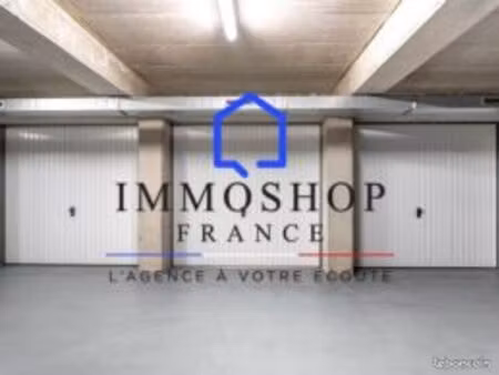 parking/box 13 m² la roquette-sur-siagne