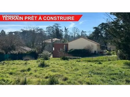 terrain 384 m² orlienas