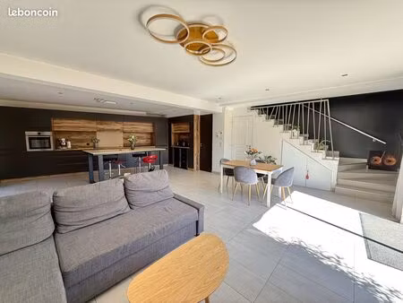 maison 4 pièces 125 m²