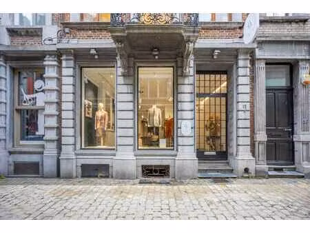 surface commerciale de standing avec cachet