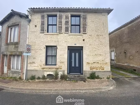 vente maison 5 pièces 105 m² la jaudonnière (85110)