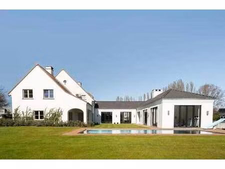 exceptionnelle villa 4ch avec piscine