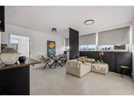 penthouse meublé de luxe aux finitions modernes avec place …