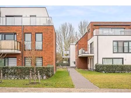 appartement récent et prêt à emménager avec 2 chambres et u