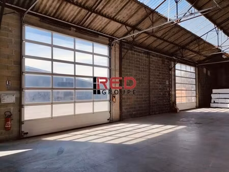 location entrepôt 600 m²