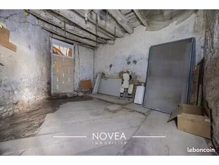 local industriel 17 m²