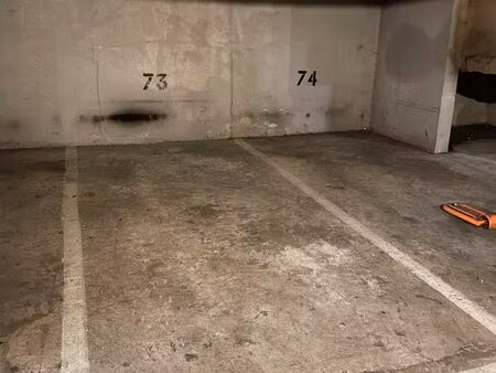 parking 10m2 situé au 61 rue de passy 75016 paris