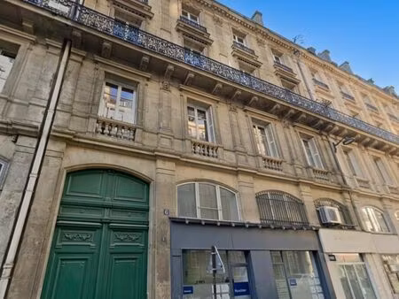 local commercial 89 m²