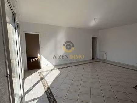 location appartement 3 pièces à bressuire (79300) : à louer 3 pièces / 64m² bressuire