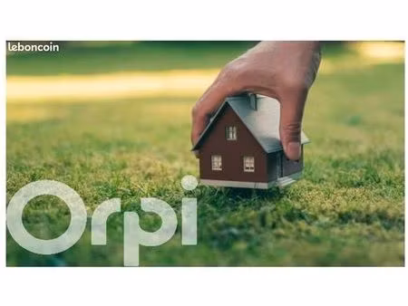 terrain 1 285 m² peron