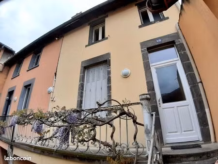 maison de bourg avec balcon