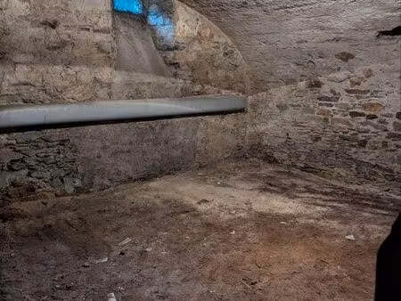 location d'une grande cave