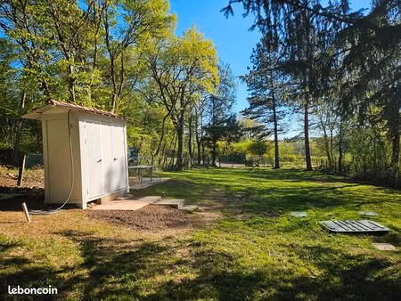 location terrain de loisirs