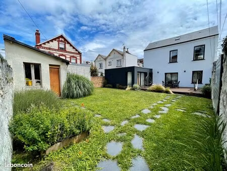 magnifique maison d'architecte meublée type t3 bis avec jardin et terrasse quartier st nic