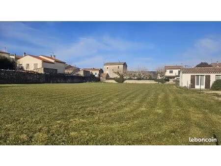terrain 665 m² nans-les-pins