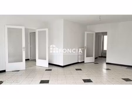 laon ville basse proche commerces