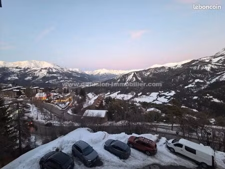 studio 1 pièce 33 m²