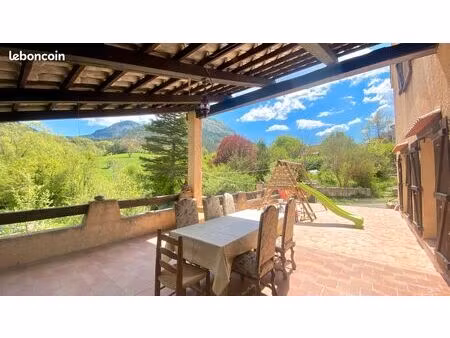 maison 121m avec terrasse et jardin