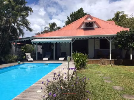 villa meublée de 200m2 à saint-francois