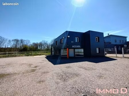 local 143 m² chavelot