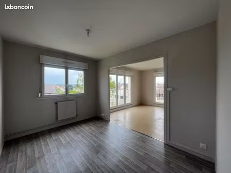 appartement 4 pièces 82 m²