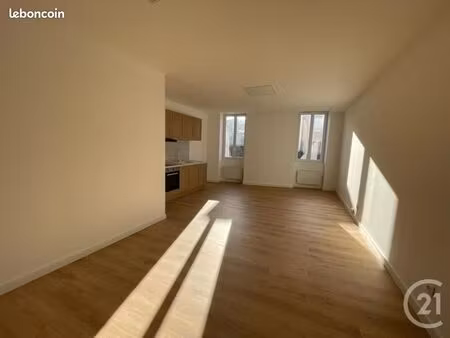 appartement 3 pièces 63 m²