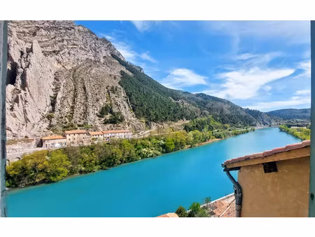 appartement sisteron 54.99 m² t-3 à vendre  87 000 €