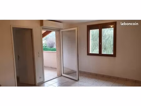 appartement t3 avec terrasse