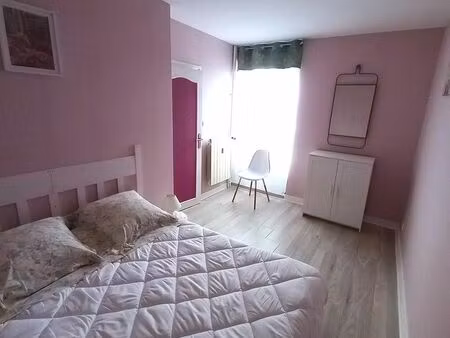 t2 meublé et équipé sedan ville