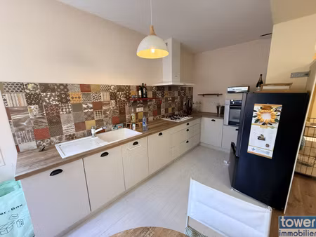 maison  4 pièce(s)  3 chambre(s)  104 m²