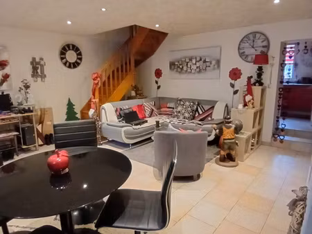 maison  5 pièce(s)  3 chambre(s)  85 m²