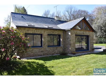 maison  8 pièce(s)  4 chambre(s)  178 m²